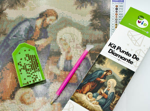 Combo 13: Kit Punto de Diamante Pesebre + Marco + Agua Bendita